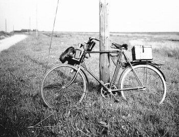 C.V. Otterstrøms cykel med udstyr